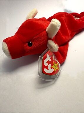1995 Ty Beanie Baby Red Bull Plush -Snort